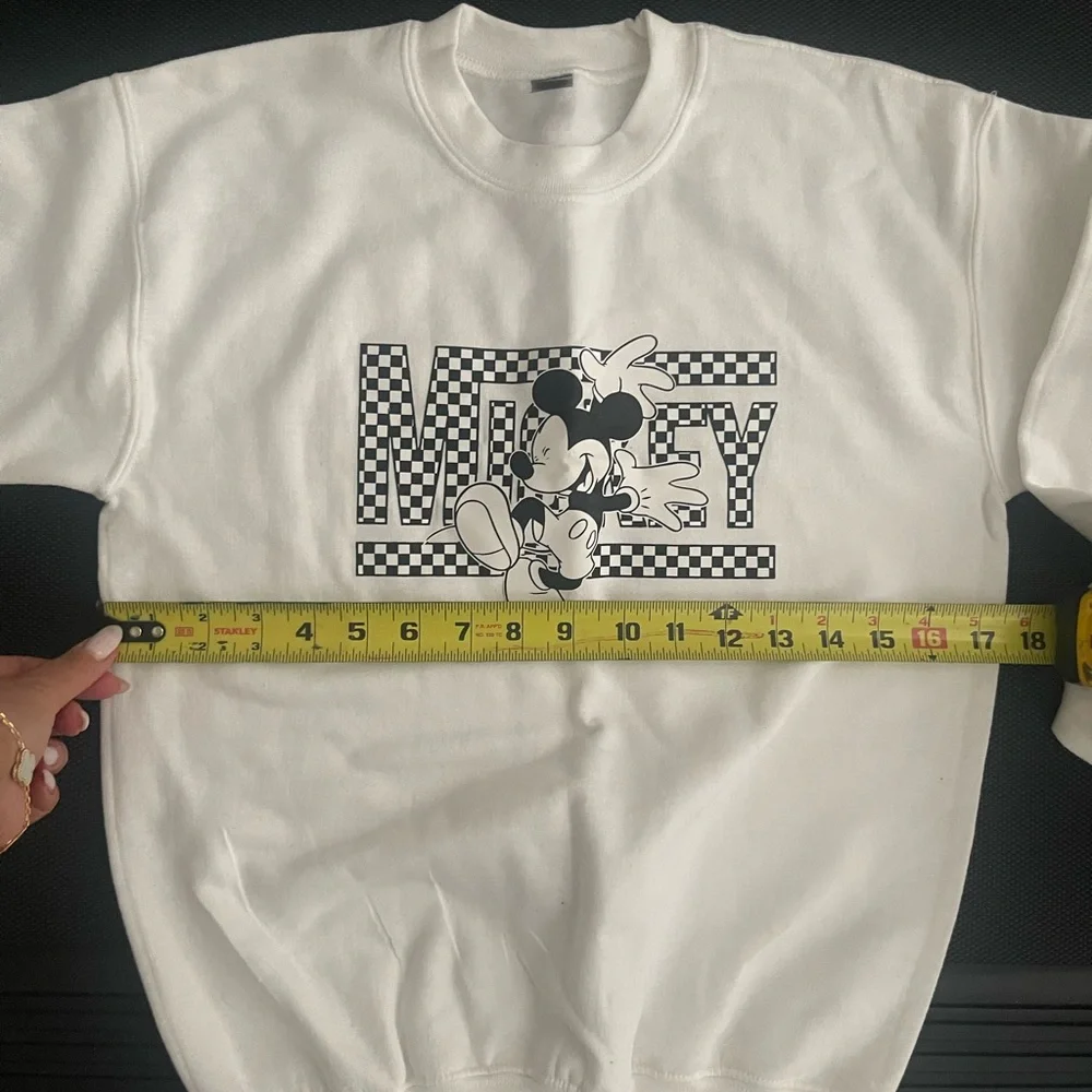 Mickey‎ Checkered Sweatshirt youth size M unisex